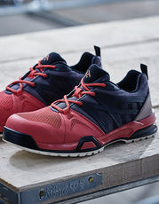 Regatta Tactical - Mortify S1P Trainer Black Grey Red /Titelbild