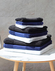 Towel City - Printable Bath Towel White Navy Black /Titelbild